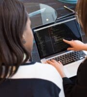 Cómo gestionar y acceder a datos en tiempo real con Salesforce